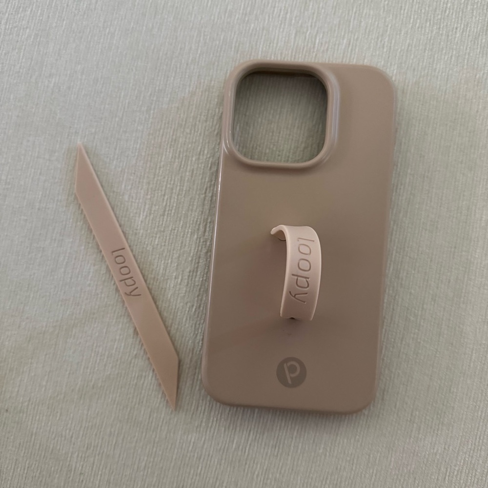 Loopy Case iPhone 14 Pro Sand Phone Case